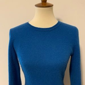 Lord & Taylor Sweaters - Lord & Taylor 100% Cashmere Sweater Lord & Taylor Sweaters - Lord & Taylor 100% Cashmere Sweater